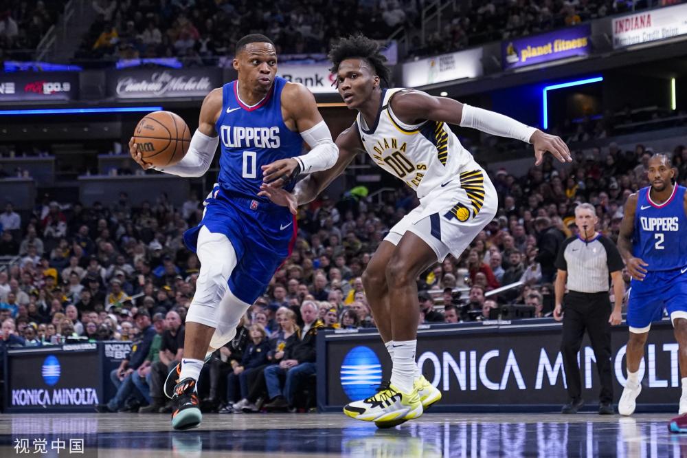 这让他在比 这让他在比