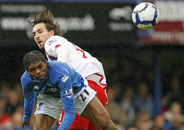 队的中场核 队的中场核