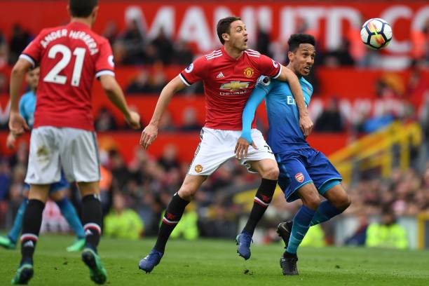 的舞台上 的舞台上