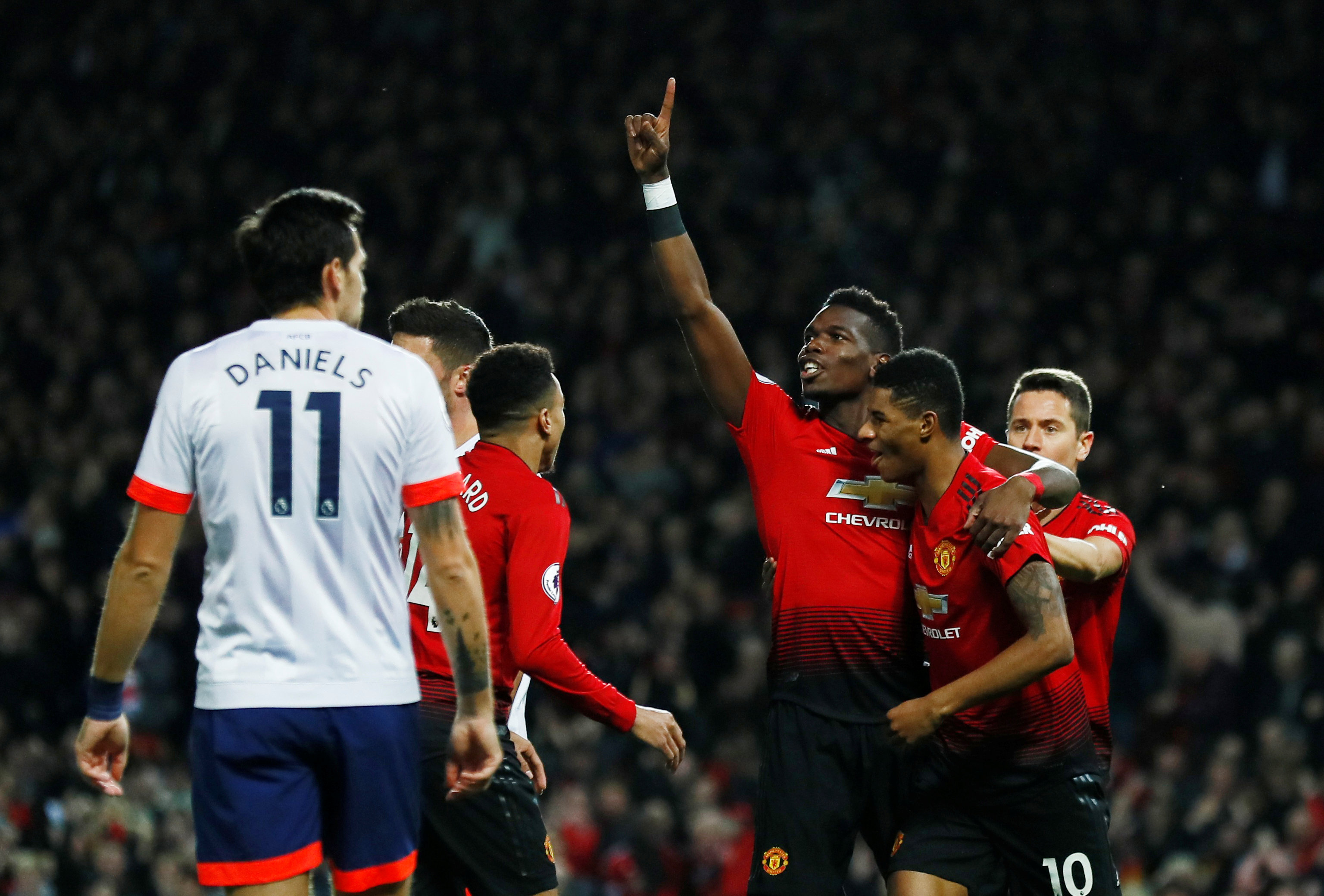 以10人繼 以10人繼